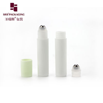 comprare Flacone roll-on in plastica con sfera in acciaio da 10 ml per essenze per la cura della pelle, colore e logo personalizzabili fabbricazione online