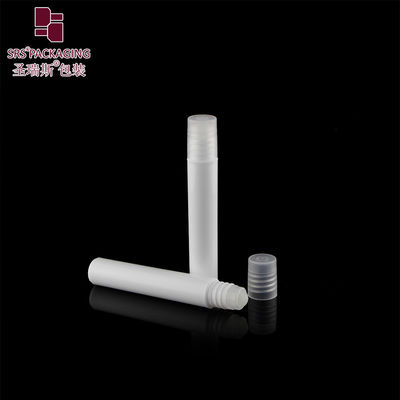 comprare Flacone roll-on in plastica PP PCR bianca da 8 ml per la cura degli occhi con chiusura a vite fabbricazione online